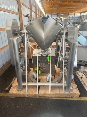 2 cu.ft. Patterson, 316 Stainless Steel twin shell V-blender with intensifier bar, serial #131950 - Image 4