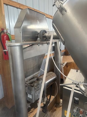 2 cu.ft. Patterson, 316 Stainless Steel twin shell V-blender with intensifier bar, serial #131950 - Image 6