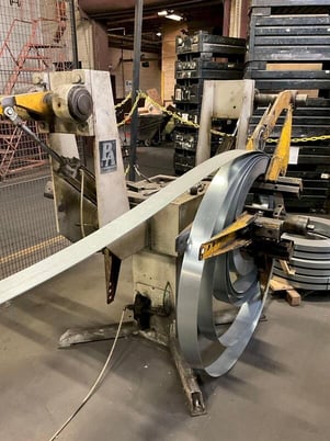 2500 lb. PA, servo feed line, 12" x .138" straightener, 14" mandrel, 60" OD, 16"-20" ID, 7-rolls, entry & - Image 2
