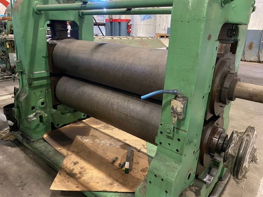 Embossing Stand, Stucco Pattern, 65" roll face, 20" roll diameter - Image 3