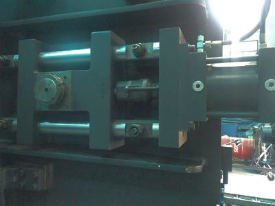 12.5" x 12.5" Indotech #Aviator-DC12NC, horizontal dual column programmable bandsaw, 1.25"blade, 4 HP, 2024 - Image 7