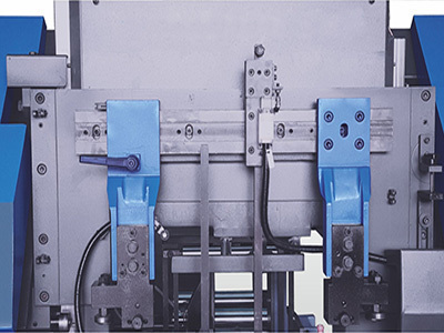 12.5" x 12.5" Indotech #Aviator-DC12NC, horizontal dual column programmable bandsaw, 1.25"blade, 4 HP, 2024 - Image 8