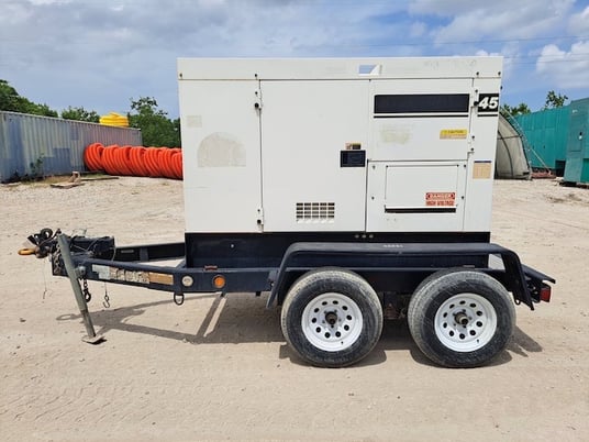 40 KW Multiquip #DCA45SSIU4F, trailer mounted, Tier 3, 120/240/208/277/480 Volts, 11116 hours, 2014, $25k - Image 1