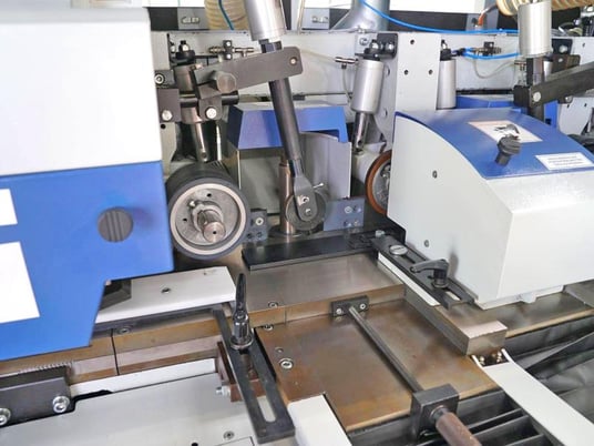 Weinig #Unimat-500, feed through moulder, 5-heads, 9-1/16" x 4-3/4" capacity, 1-9/16" spindle, variable - Image 6