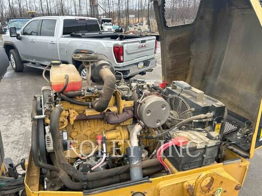 Caterpillar CB34B, Twin Drum Roller, 2806 hours, S/N: XB400145, 2016 - Image 7