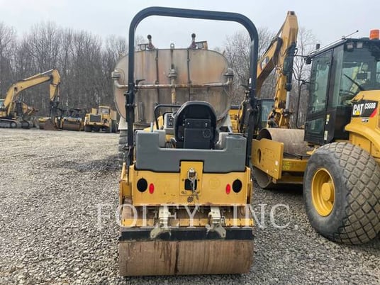 Caterpillar CB34B, Twin Drum Roller, 2806 hours, S/N: XB400145, 2016 - Image 10