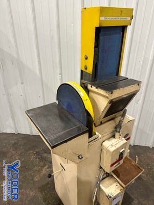 6" Delta #12354F, belt grinder & 12" disc sander, built-in dust collector, 1-1/2 HP - Image 4