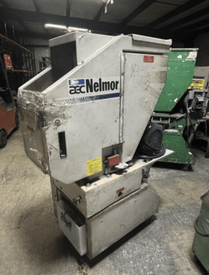 10" x 12" Nelmor granulator, 10 HP, solid rotor type, 3 rotor, 2 bed blades - Image 2