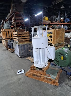 50 HP 885 RPM Yaskawa, Frame 250S/M, D-Flange, VSS, vertical solid shaft, TEFCBB, 460 Volts, unused surplus - Image 2
