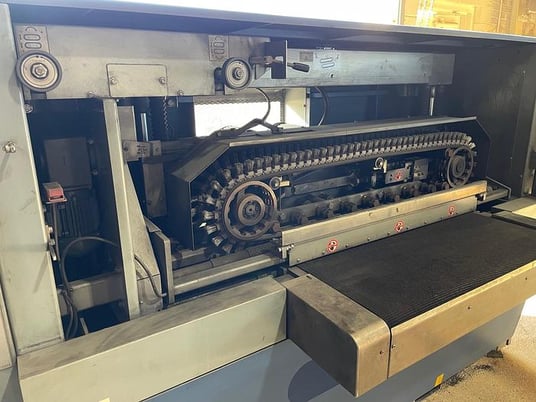 Lissmac #SBM-M1000-B2, Oxide Remover, 39.37" W, 0.04"-0.79" thick, 2" x6" part size, 2012 - Image 5