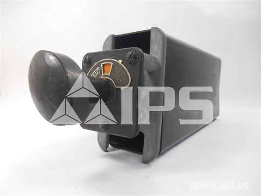 GE 48 Volts DC Hea Lock Out Relay 5 Stage, Oval Handle - Image 1