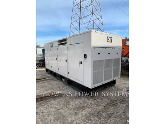 500 KW Caterpillar #C15, 302 hours, S/N NAP00492, 2014 - Image 2