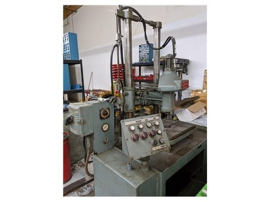 Superior #VA, Vertical Hone, 3" max diameter, 18" stroke, S/N 2800-10, 3 PH 480V - Image 1