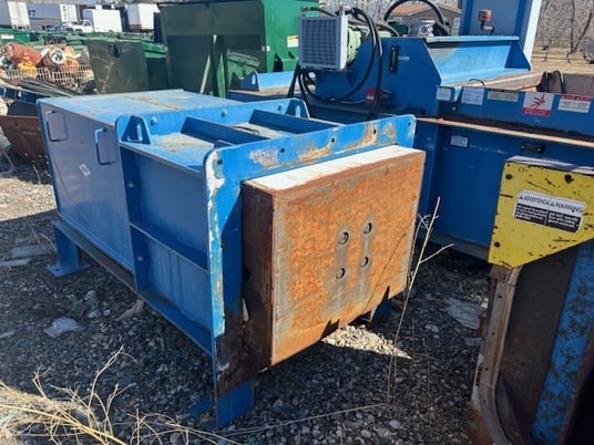Excel #2R63, 2-ram automatic tie used baler, 60" W x 29.5" H chamber, 54" x 40" opening, 95 psi - Image 5