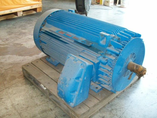 200 HP 900 RPM General Electric, Frame 5011LL, explosion proof, Gr.C & D, 4160 Volts - Image 2