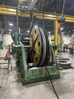 25000 lb. Coil Cradle Straightener, 24" x .250" stock, 72" outside dimension, 5-roll straightener, hold down - Image 4