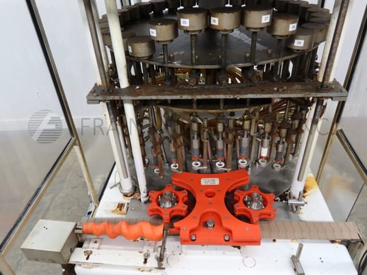 MRM Elgin, automatic, 30 head rotary pressure gravity filler, 40-300 containers per minute - Image 2