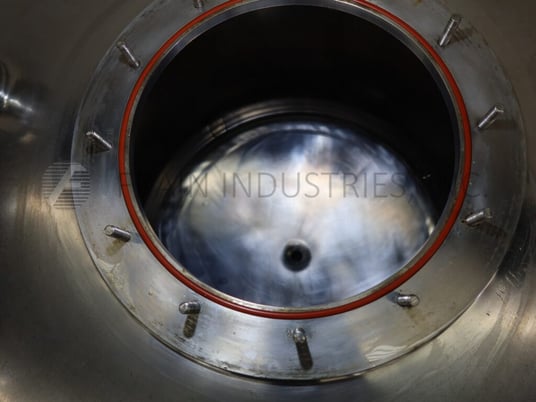 300 gallon Mueller, 316 Stainless Steel, internal pressure / vacuum tank, 46" dia x 48" deep with a 40" - Image 2