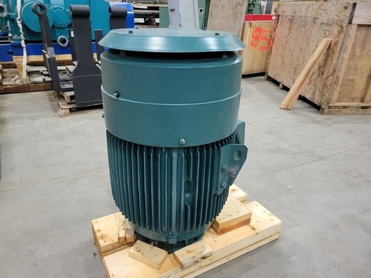 125 HP 3565 RPM Reliance L001AH, Frame 444LP, continuous duty, 460 Volts - Image 5