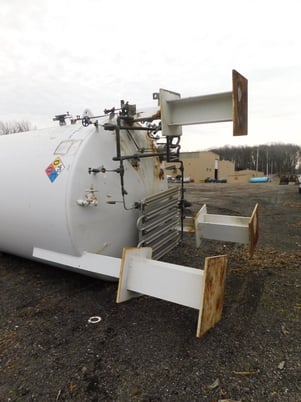 9000 gallon Air Products, vertical liquid nitrogen tank, 70 psi MAWP - Image 4