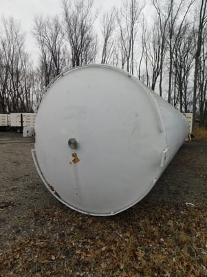 9000 gallon Air Products, vertical liquid nitrogen tank, 70 psi MAWP - Image 6