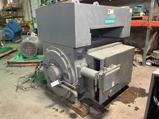 2250 HP 1800 RPM Siemens, Frame 6811, WPIISB, 4160 Volts (2 available) - Image 2