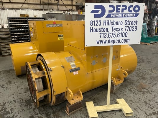 1300 KW, 1800 RPM, Kato #AA29006000, generator end, 346/600 Volts, sound attenuated enclosure 00, 2013 - Image 4
