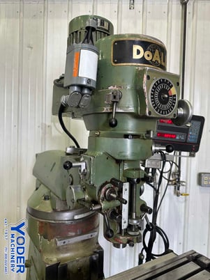 DoAll #GPM-200V, ram type vertical type mill, 9" x42" table, 2 HP, AcuRite III 2-Axis digital read out - Image 4