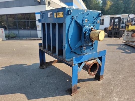 35" Rader #35x45ESW, Chip Feeder, 35" x 45" wood chipper opening - Image 4