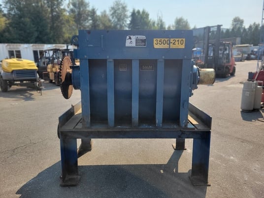 35" Rader #35x45ESW, Chip Feeder, 35" x 45" wood chipper opening - Image 5