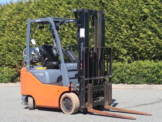 3500 lb. Toyota #8FGCU18, Forklift, 189" lift height, 3 Mast Stages, propane fuel, cushion tire, 2017 - Image 7