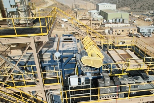 168" x 336" Fl-Smidth, double deck banana screen, used - Image 3