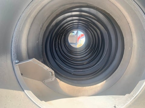 FEMIA rotary screen, 24" dia. x 8' long drum with 6' screening area, 3/16" wide zig zag openings - Image 3