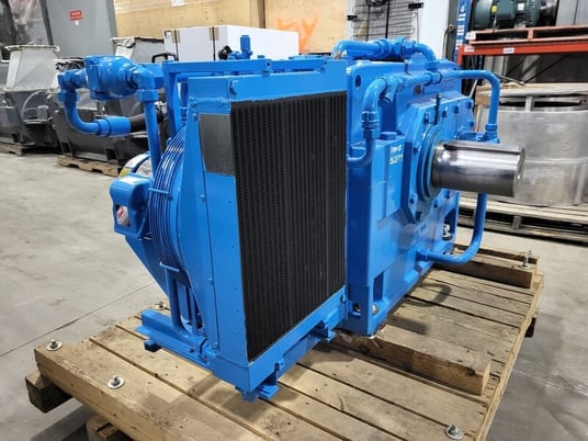 1265 HP @ 1780 RPM, Flender #H1SH11A, helical gear unit, 1 stage, horiz mounting position, 3.10 :1 ratio - Image 6