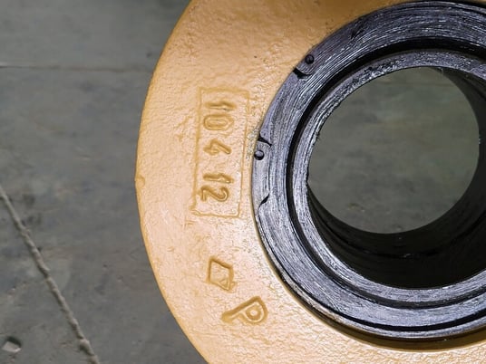 Komatsu Rear Suspension Eh9423 For 830E Rock Trucks - Image 2