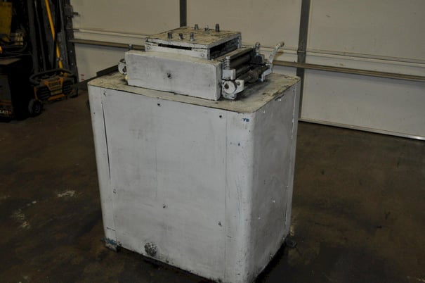 10" x .13" Durant, 7-roll straightener, entry & exit pinch rolls, vari-speed w/frequency drive, 2" dia roll - Image 2