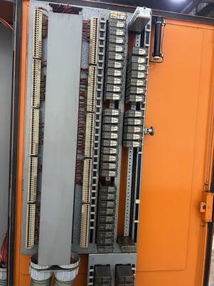 Pfauter #P-900, vertical gear hobber, differential, 2-cut cycle, tailstock w/center, change gears - Image 9