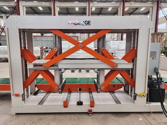 Pro-Edge Technology #SqueezeTight, automatic feed through case clamp, 2026, new - Image 3