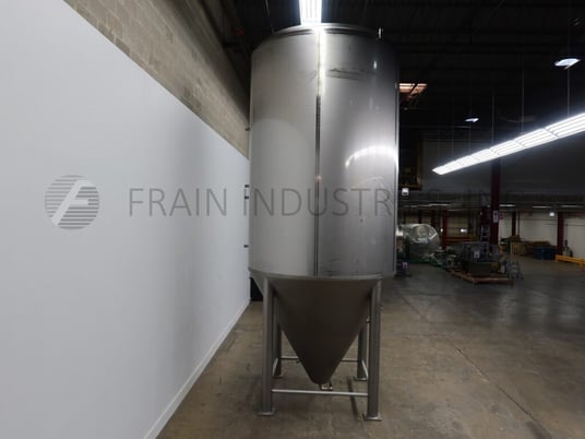 Mueller #150BBL, 304 Stainless Steel jacketed & insulated tank, 96" dia. x 138" straight wall, cone bottom - Image 4