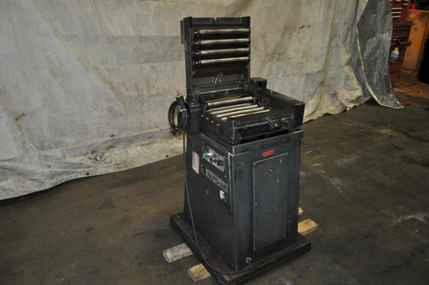 12" x .125" Rapid-Air, sheet & strip straightener, (9) 1.25" diameter Roll, variable speed, entry pinch rolls - Image 7