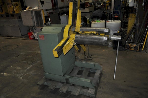 4000 lb. American Steel Line #60, motorized uncoiler, 26" mandrel, 50" outside dimensions, 16"-20" ID, manual - Image 4