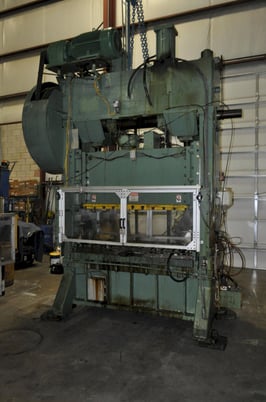 100 Ton, Johnson, straight side double crank press, 6" stroke, 22.7" Shut Height, 4" adj., 40-80 SPM, 72" - Image 2