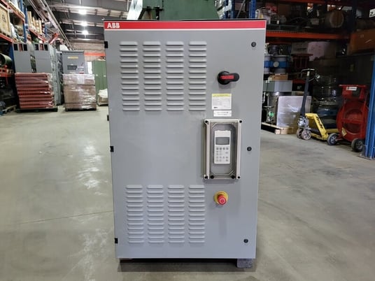 15 HP ABB, ACS800-U1-0020-7, AC Drive (VFD), 600 Volts, 17 amps - Image 1