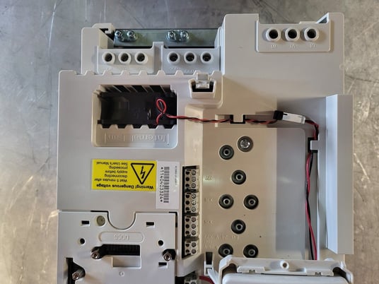 15 HP ABB, ACS800-U1-0020-7, AC Drive (VFD), 600 Volts, 20 amps, new surplus - Image 5