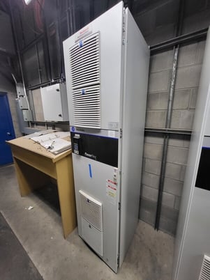 100 HP Allen-Bradley, 20F1ANE099A0NNNNN, PowerFlex Variable Frequency Drive (VFD), 600 Volts, 93 amps - Image 4