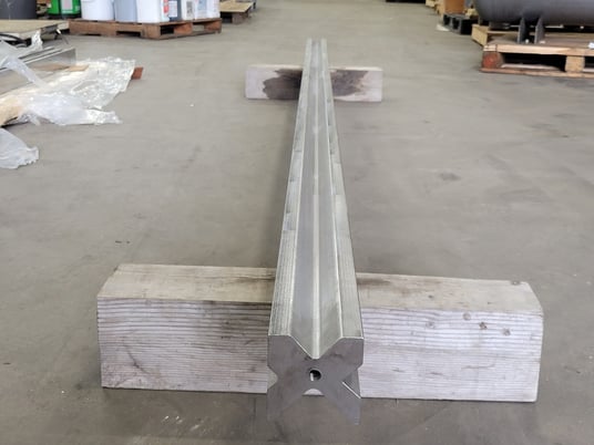 120" L x 3.75" H Age #4X4, 4-way bottom die - Image 5