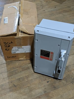 30 Amp. Cutler-Hammer, DH361FCK, Fusible Disconnect Switch, 3 Pole, 600 V, Non-Metallic Enclosure - Image 1