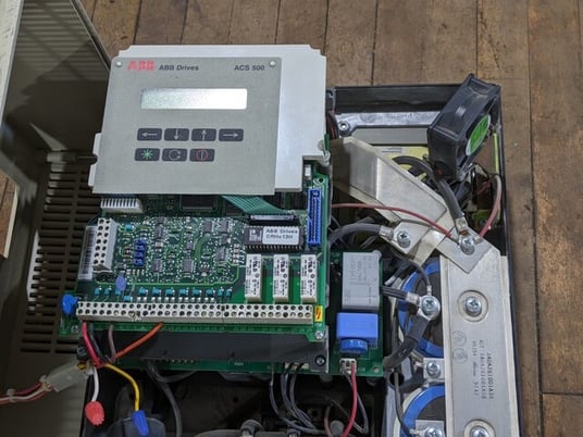 30 HP ABB, ACH 500, Variable Frequency AC Drive, 36 Amps, 3 phase, 50/60 Hz, 440-500 Volts - Image 8