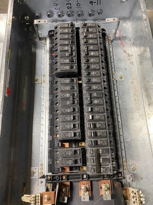 125 Amp. General Electric, AQF3421MBX, Panelboard, A Series, 208Y/120 Vac, 3 phase, 4 Wire, 42 Space - Image 5