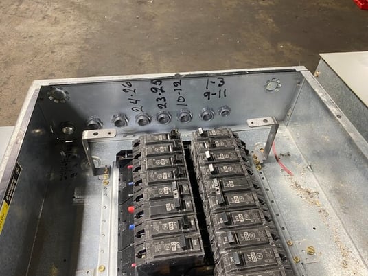 125 Amp. General Electric, AQF3421MBX, Panelboard, A Series, 208Y/120 Vac, 3 phase, 4 Wire, 42 Space - Image 8